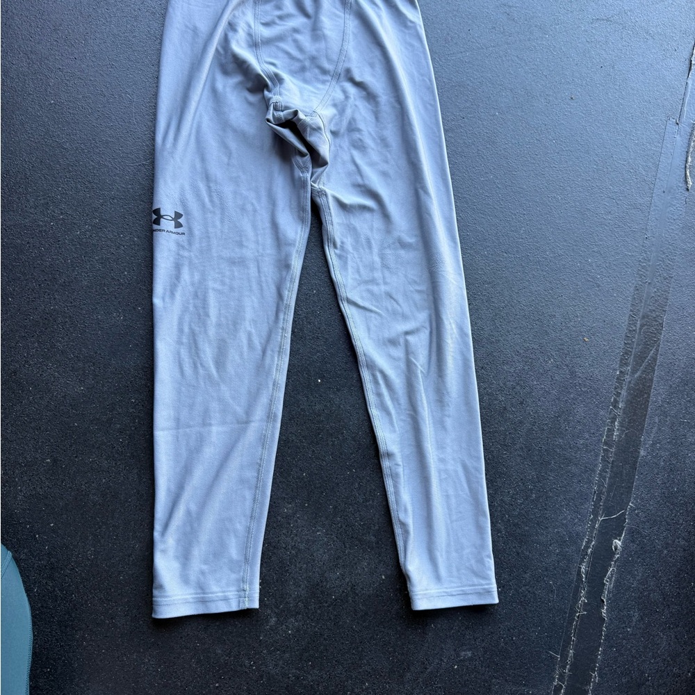 Under Armour Light Gray Performance Leggings